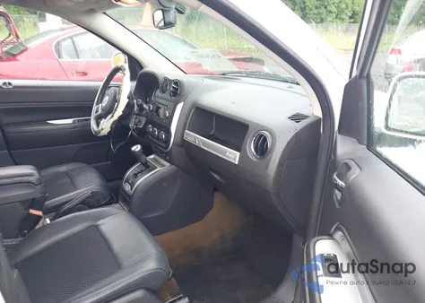 2016 Jeep Compass Latitude из США, поврежденный, VIN 1C4NJDEB9GD745076